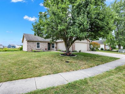 418 S Creekstone Dr, Indianapolis, IN, 46239