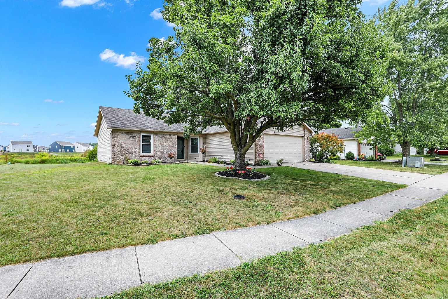 418 S Creekstone Dr photo 1