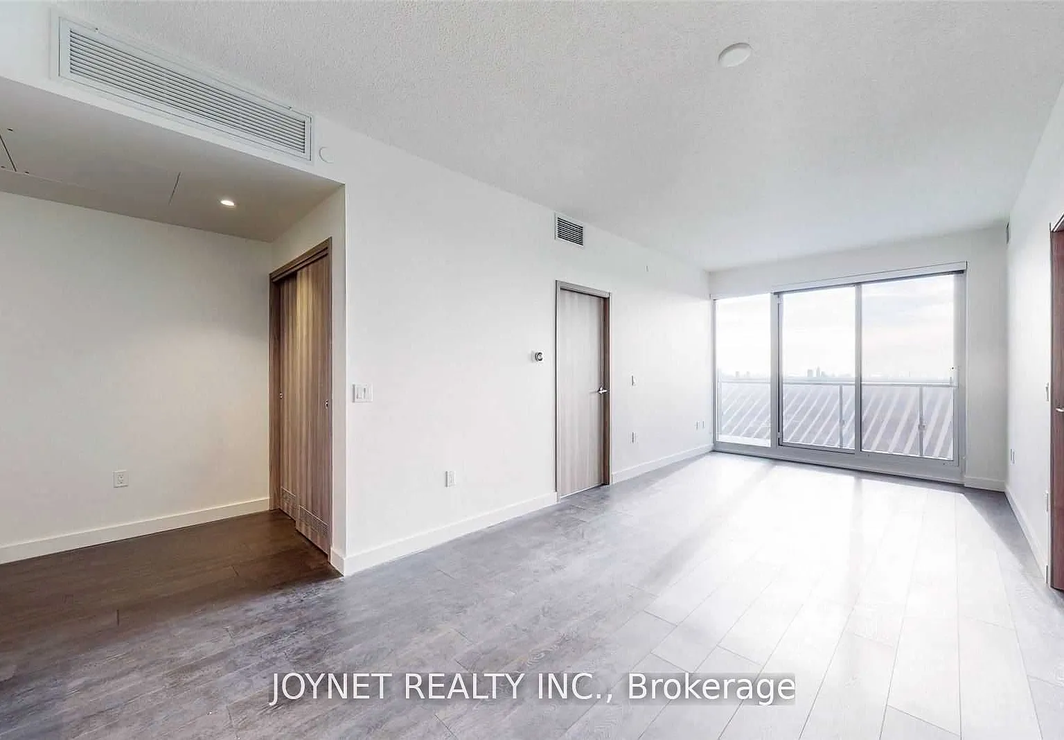 3 bed, $4,300 — Photo 4