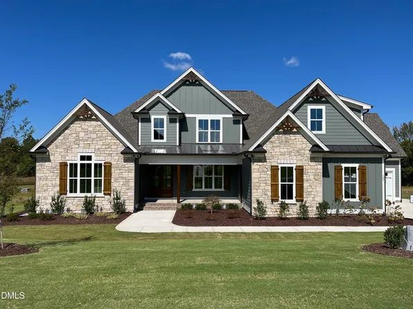 105 Water Willow Dr, Zebulon, NC 27597