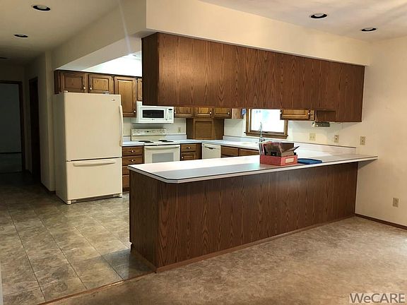 4th image of 1766 Chandler Dr