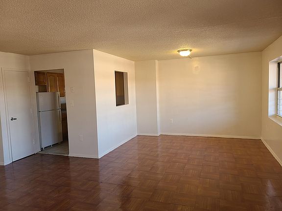 4th image of 3300 Palmer Ave APT 401