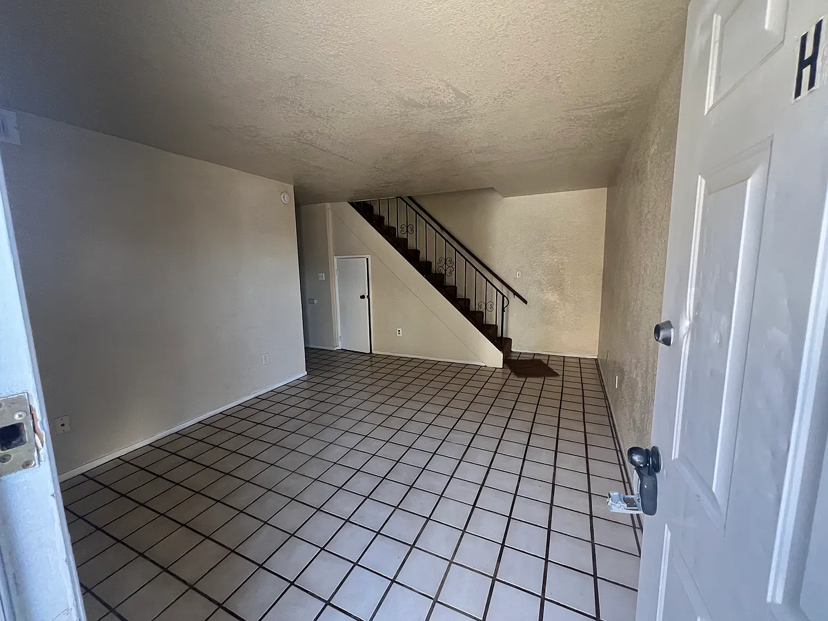 Building Photo - 815 Wallace St #H