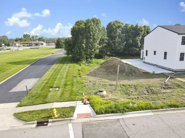 7979 Oak Valley Rd, Reynoldsburg, OH 43068