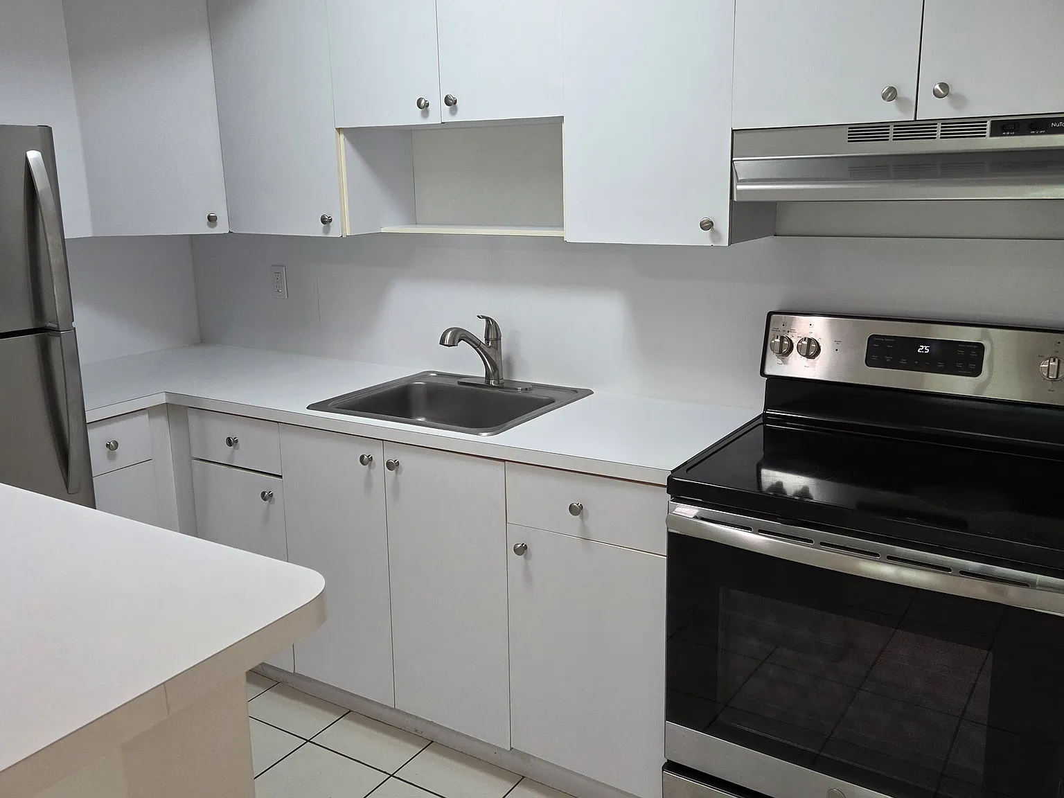 1 bed, 775 sqft, $1,775 — Photo 2