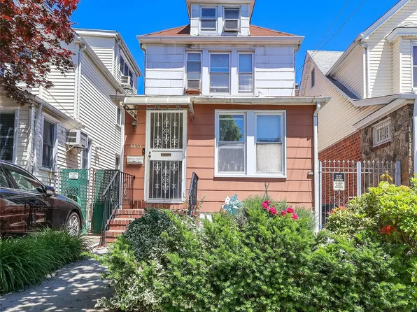68-37 Kessel Street, Forest Hills, NY 11375