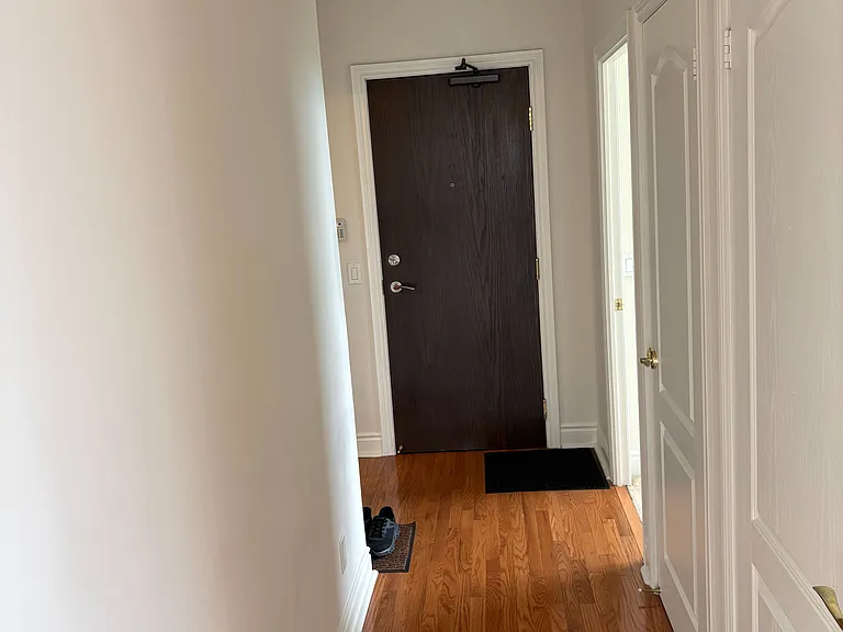 1101 Leslie St #1106 — Photo 2