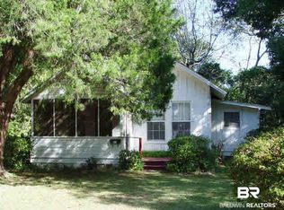 55 S School St, Fairhope, AL 36532