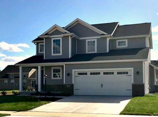 3903 Slate Dr, Champaign, IL 61822