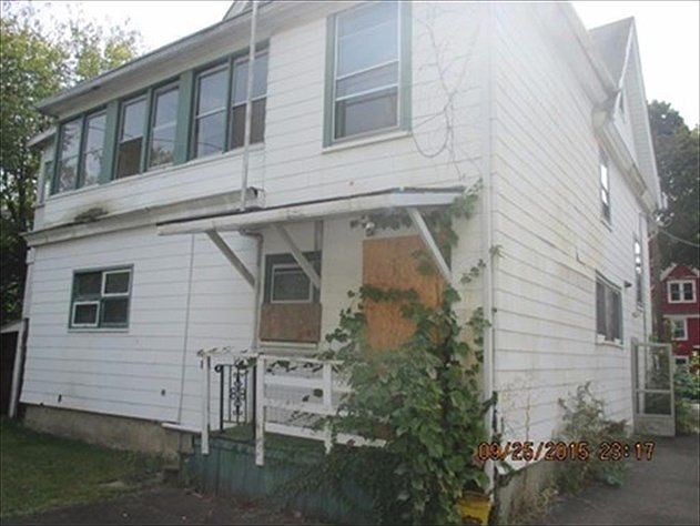 2nd image of 368 W Gray St