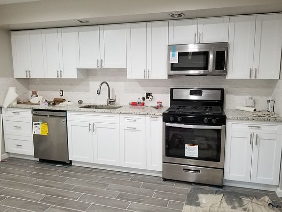 2nd image of 125 E Central Blvd Floor 1