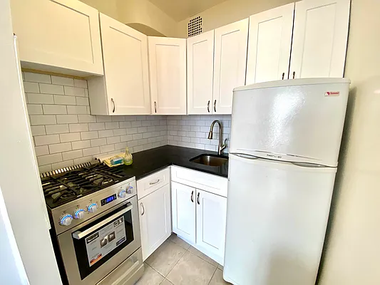 Rented by Corcoran | media 4