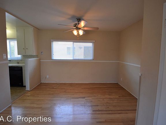 3rd image of 4924 Tujunga Ave #8