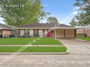 745 Rutgers Ln, Deer Park, TX 77536