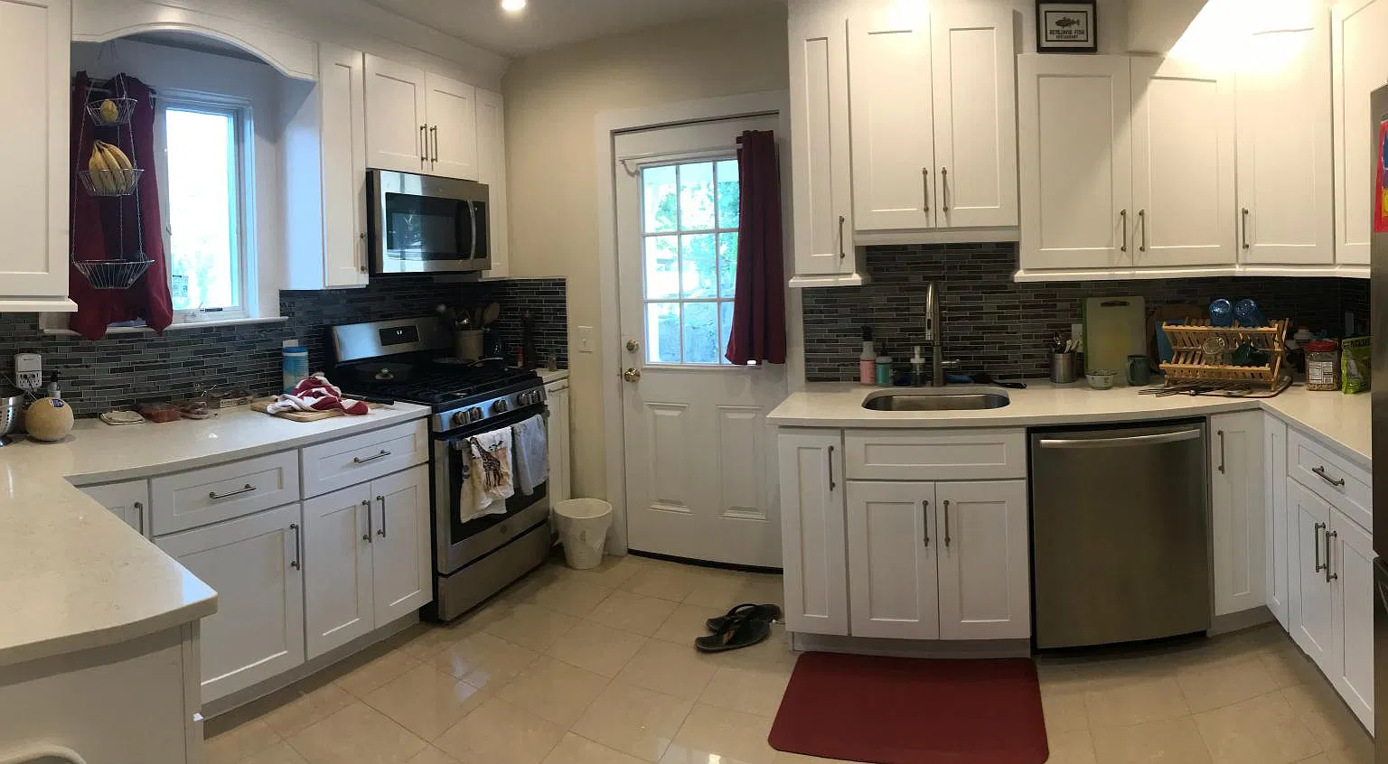 25 Edgewood Ave — Photo 1