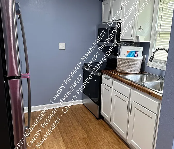401 Roosevelt Blvd — Photo 5