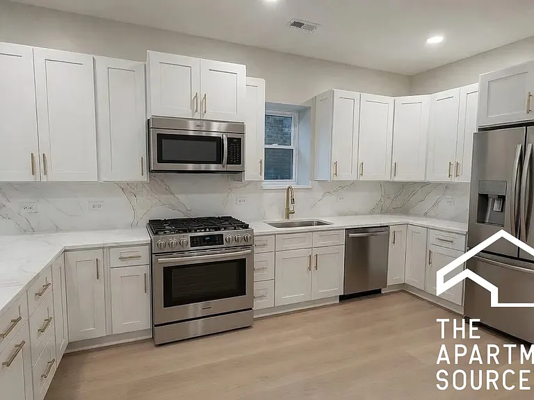 3602 W 26th St #2 — Photo 1