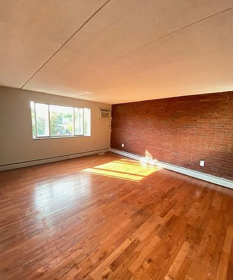 47 Homer Ave — Photo 1