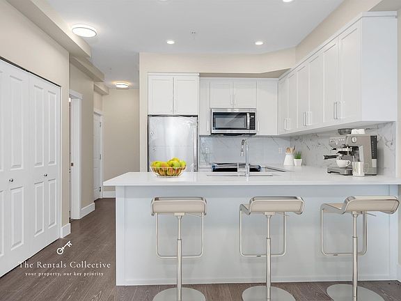 4th image of 9983 Barnston Dr E #205
