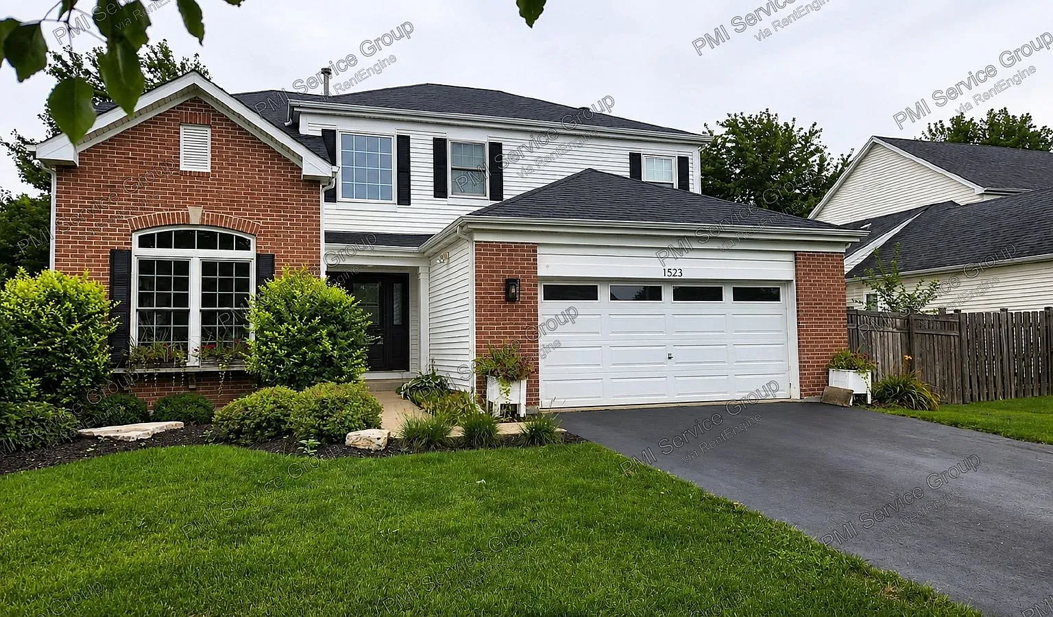 3 bed, 3.5 bath, 2519 sqft, $3,395 — Photo 1