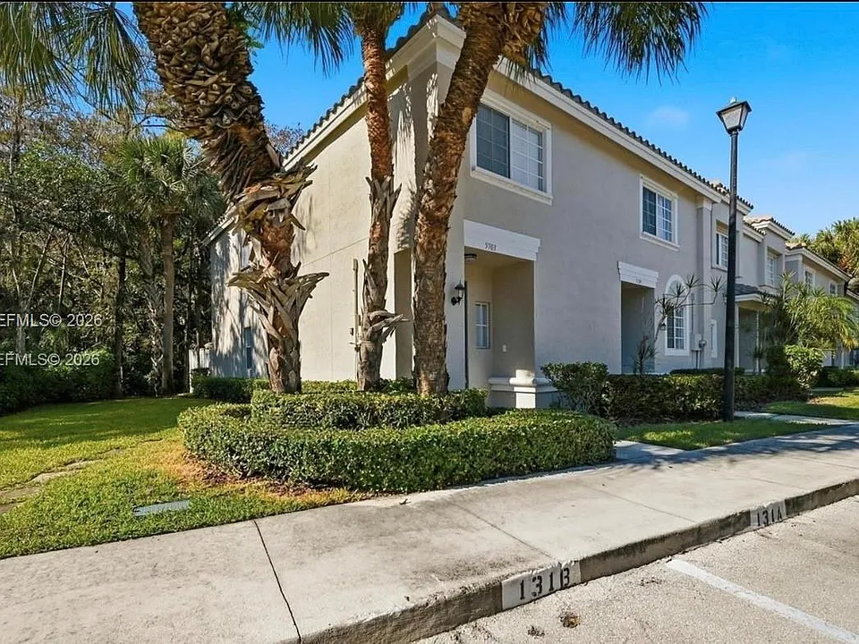 5703 NW 48th Ave #48