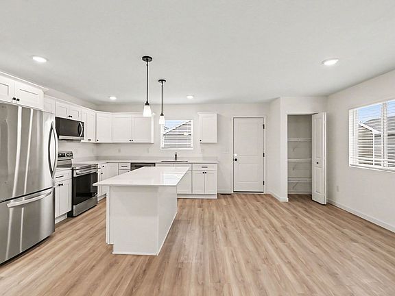 2nd image of 6127 Tigris Ave