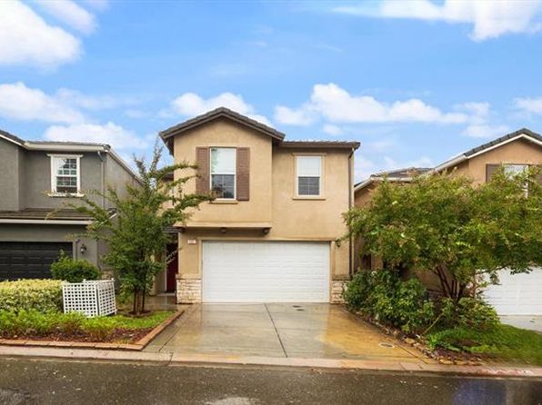 683 Loomis Cir