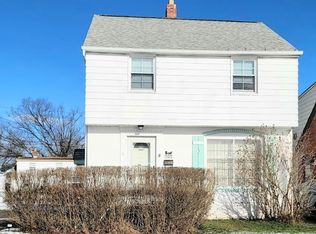 13303 Grannis Rd, Garfield Hts, OH 44125