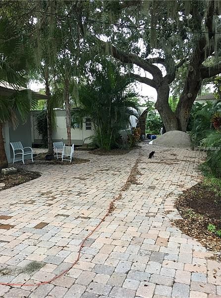 2nd image of 3429 Gardenia St #13