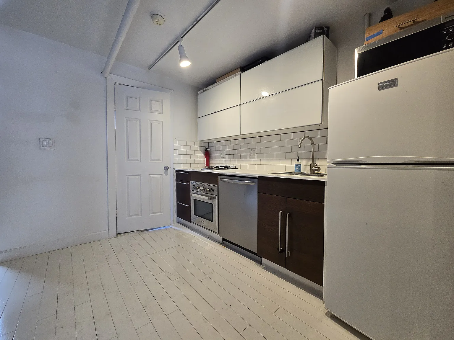 222 Lafayette Street — Photo 3