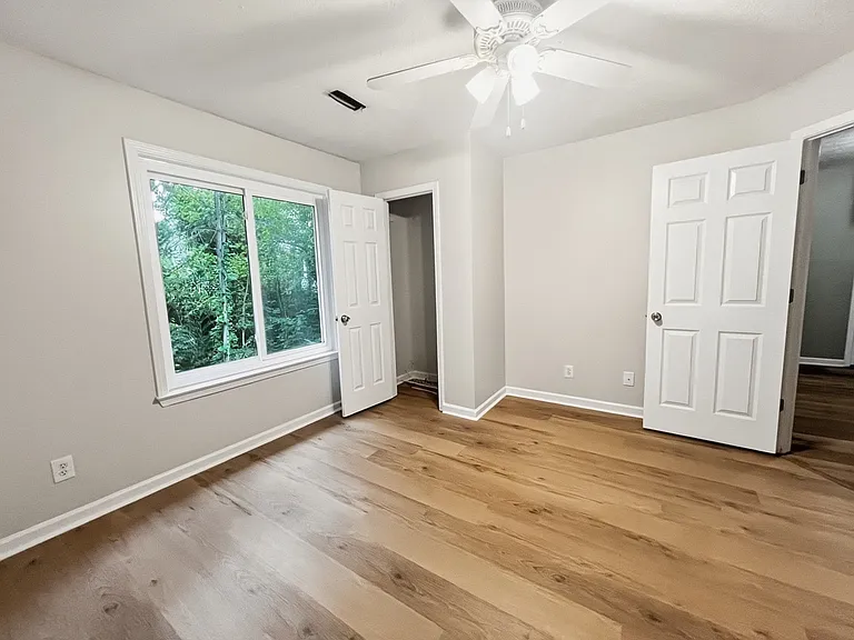 204 Hillcrest Rdg — Photo 23