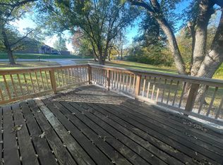 357 W Old Plank Rd, Columbia, MO 65203