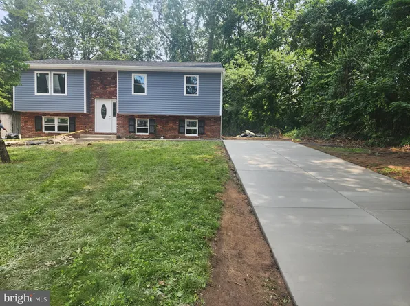 199 12th St, Pasadena, MD 21122