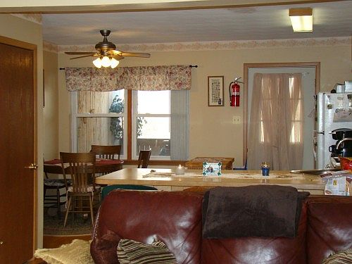 5th image of 2091 Mary Ellen Ln
