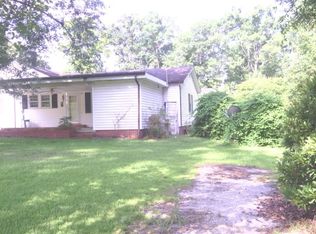 319 E Cliff St, Beulaville, NC 28466
