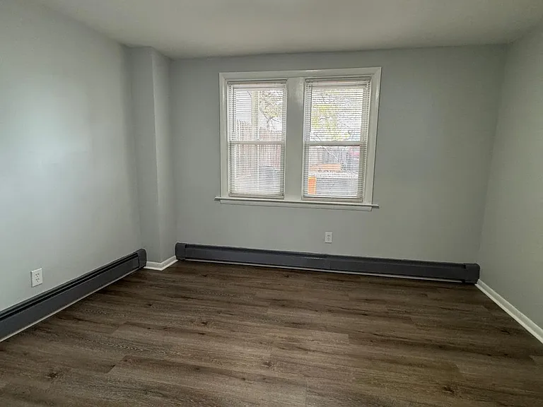 229 Clifton Ave #1 — Photo 12