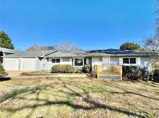 95 E Main St, Kingston, GA 30145