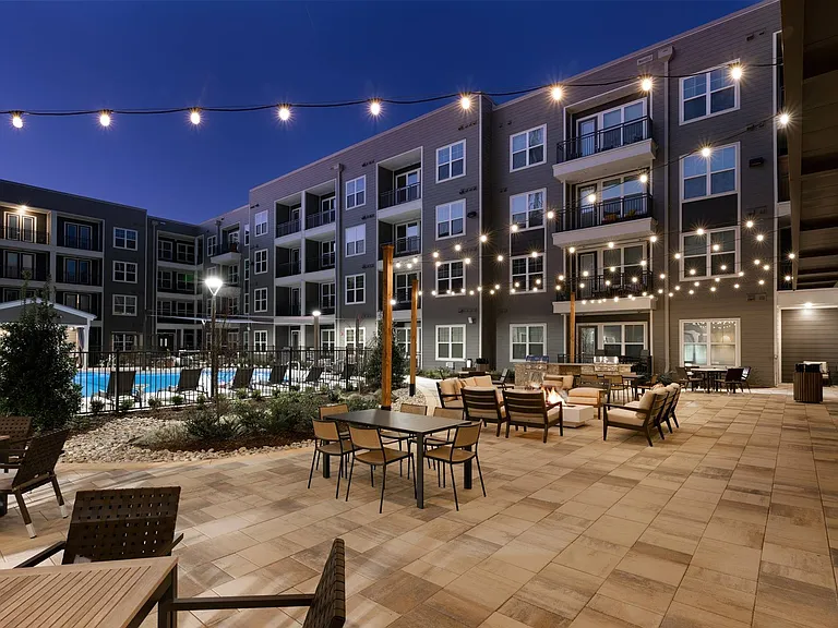Everleigh Duluth 55+ Active Adult Apartments + — Photo 15