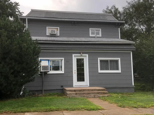 201 N Plum St, Maywood, NE 69038