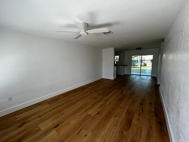 4499 Dorando Dr — Photo 5