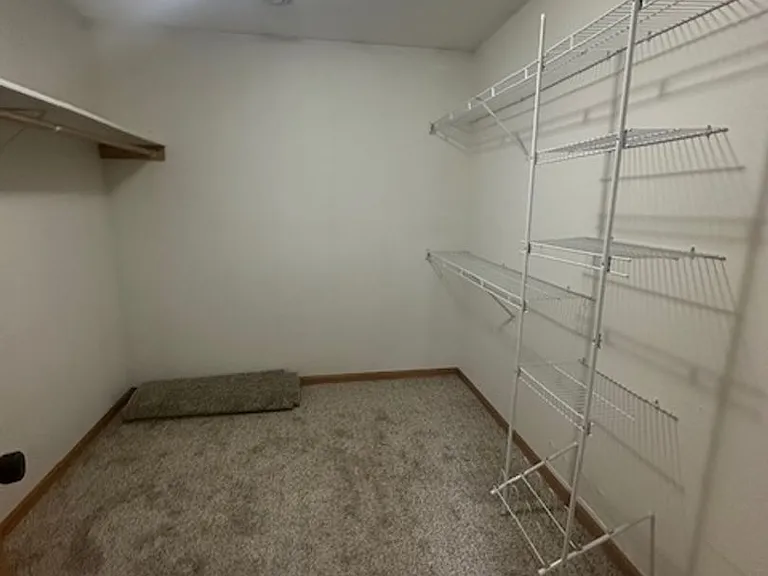 687 W Hazel Ave — Photo 17