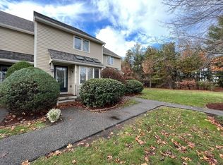 310 Maple Brook Rd UNIT 310, Bellingham, MA 02019