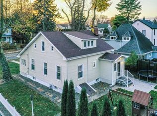 449 Closter Dock Rd, Closter, NJ 07624