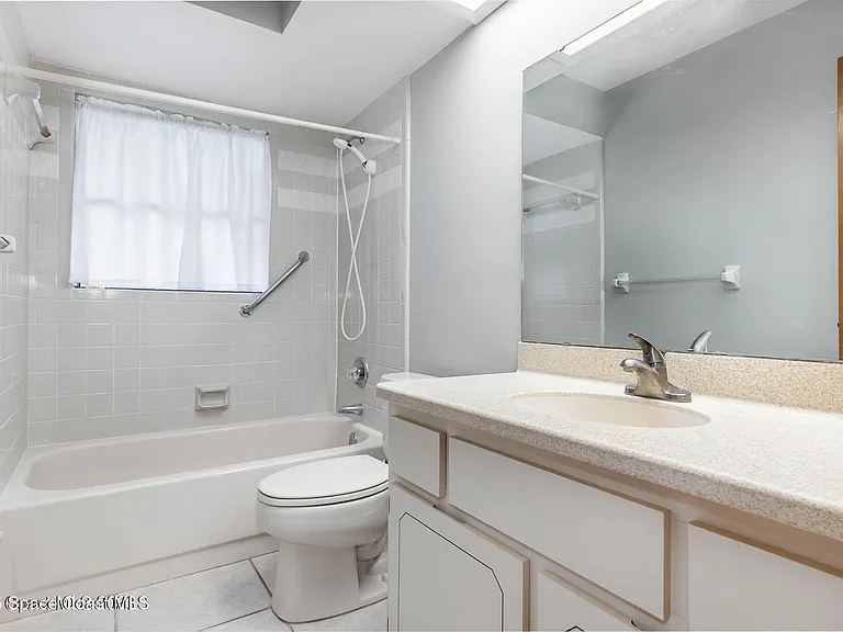 1244 Lakeview Dr — Photo 12