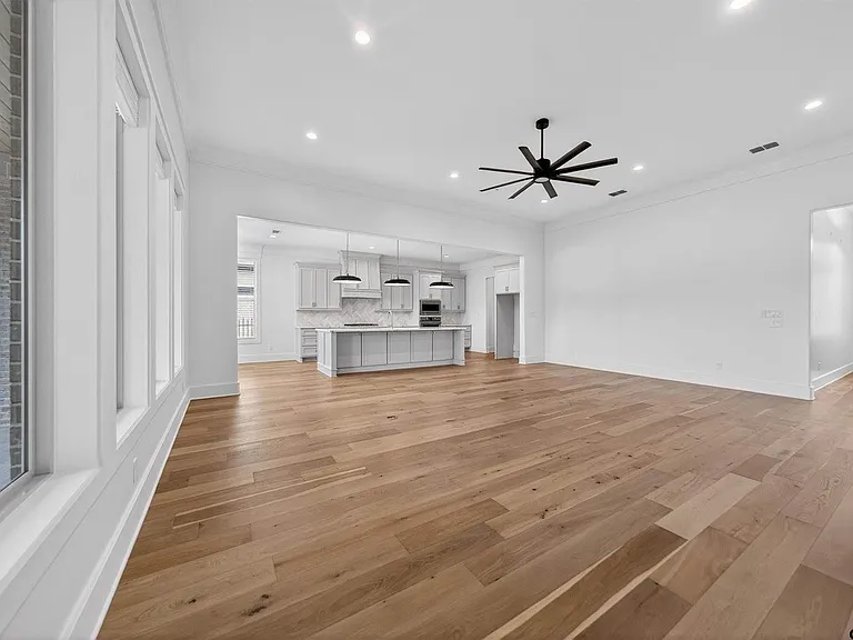 7517 Cross Gate Way — Photo 13