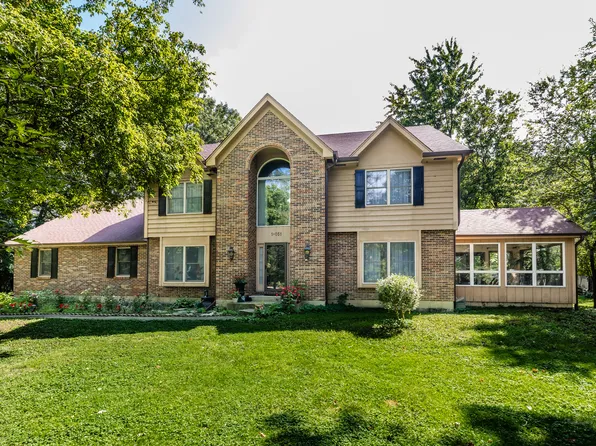 1S051 Normandy Woods Dr, Winfield, IL 60190