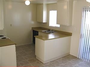 5th image of 6108 Hazelhurst Pl APT 2