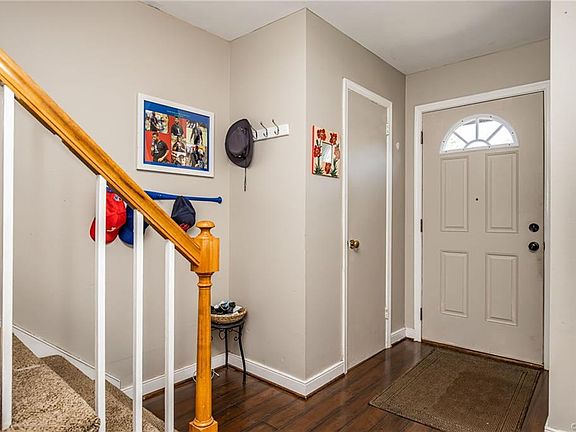 5th image of 2223 Kingsbrook Dr