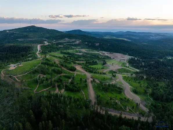 40 Deer Mountain Rd, Lead, SD 57754