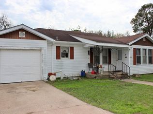 1102 Thiel St, Brenham, TX 77833